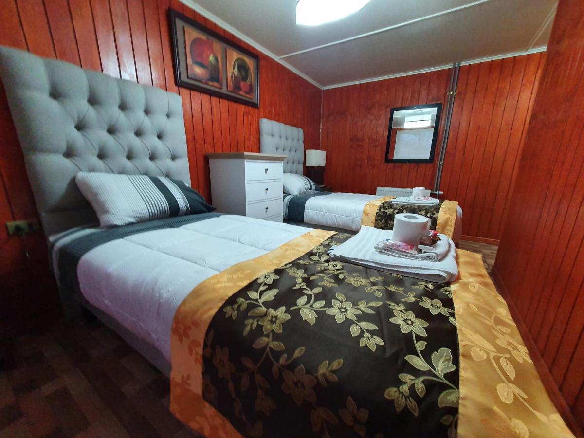 Hotel Forjadores Del Cabo De Hornos Puerto Williams Luaran gambar